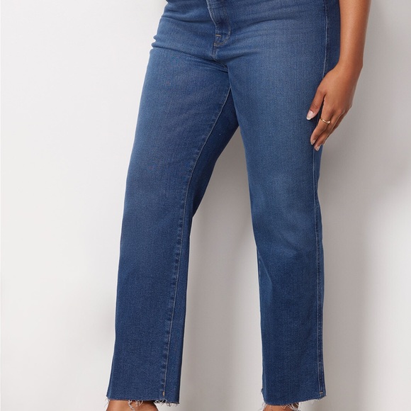 Good American curvy straight jeans - Picture 4 of 7